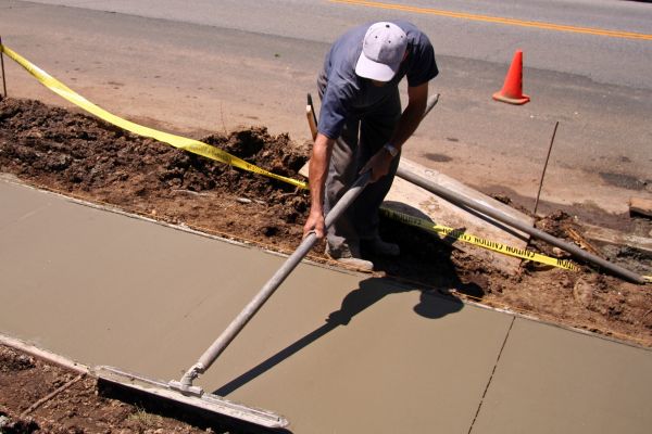 Sidewalk Building in Modesto